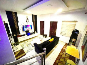 Value 2bedroom duplex close to Airport